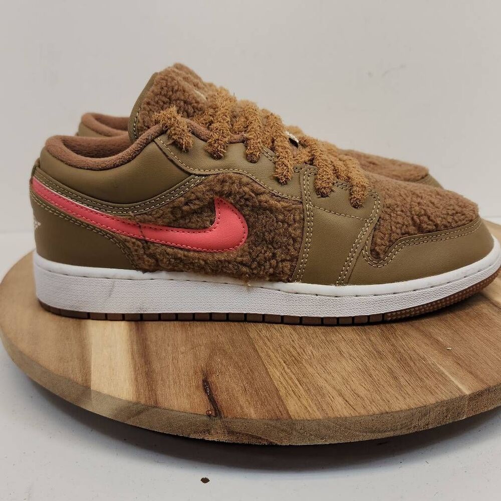 Air Jordan 1 Low Utility GS 'Teddy Bear' (DO2233-264) Size 6Y / Women's 7.5